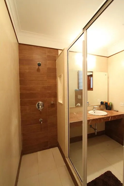 Luxury Suites And Hotels-Parkfront Gurgáon
